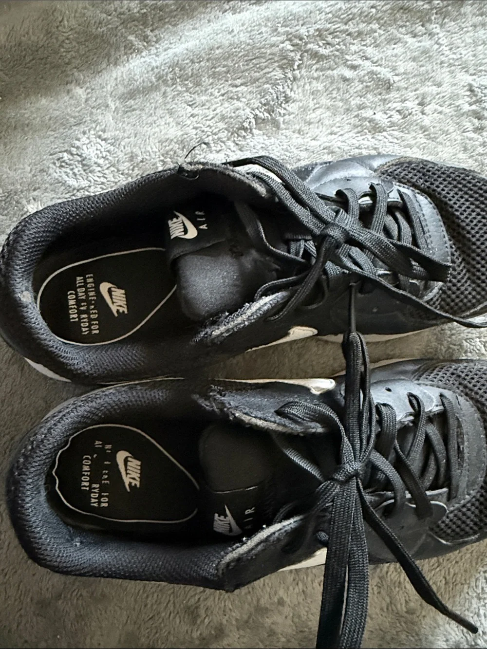 Nike Air women’s  Black Athletic Sneakers